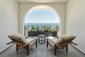 Suite With Bathtub Jacuzzi | Allergitestet sengetøy, blendingsgardiner og lydisolert