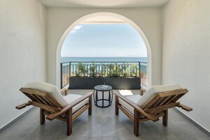 Suite With Bathtub Jacuzzi