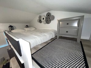 1 chambre, fer et planche à repasser, Wi-Fi gratuit, draps fournis