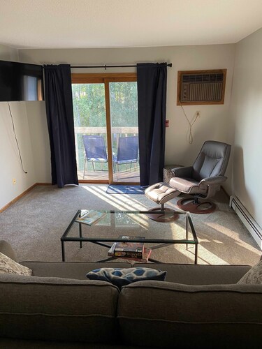Comfortable suite, great location, easy access to Lake Superior!