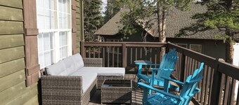 Matchless Mountain Lodge Hot Tub, Mtn. Views