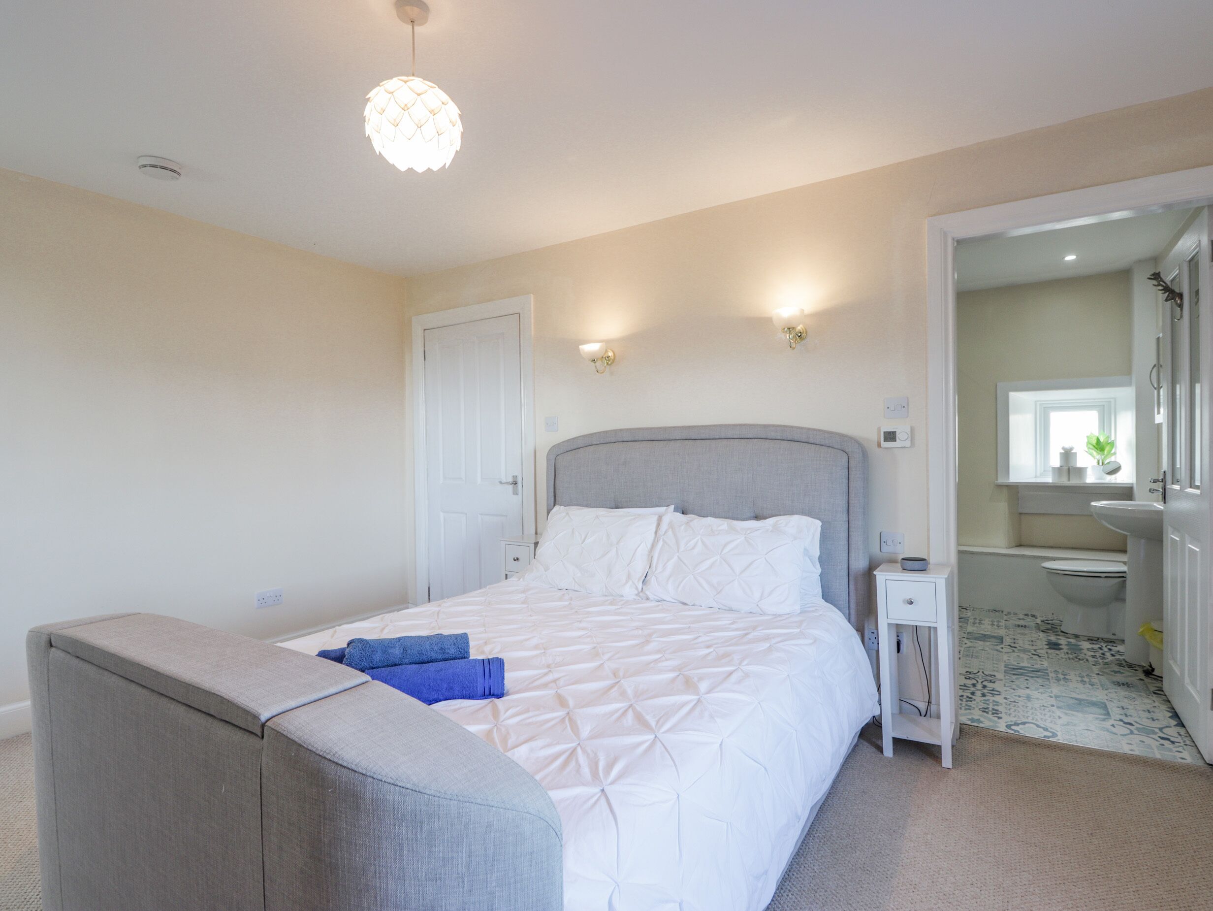 2 bedrooms, individually decorated, individually furnished, free WiFi