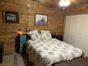 2 عدّة غرف نوم وواي فاي مجانًا وملاءات أسرّة