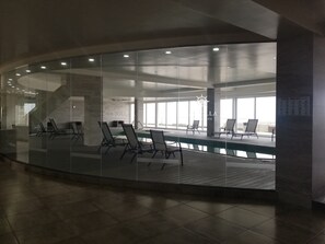 Indoor pool, outdoor pool - Modern Ocean View Condo with Private Beach (PLAYAS encantada, playa de Rosarito)