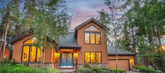 Close to town, 4 bd, Pet Friendly, Hot Tub