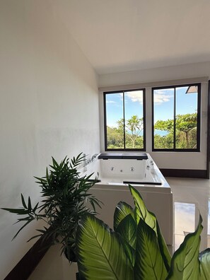 Superior Room, Hot Tub | Private spa tub - Villas Azul (Tárcoles)