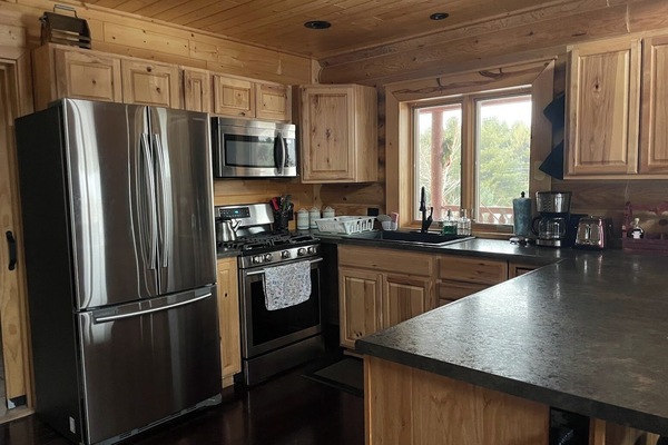 Refrigerador, microondas, horno, placa de cocina