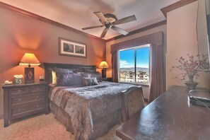 4 bedrooms, WiFi - Ski In, Ski Out Park City Four Bedroom with Lock Off (Park City)