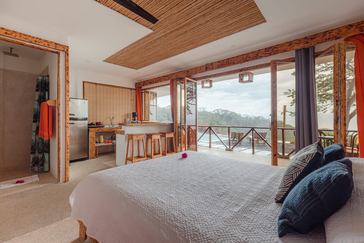 Décoration personnalisée, Wi-Fi, draps fournis