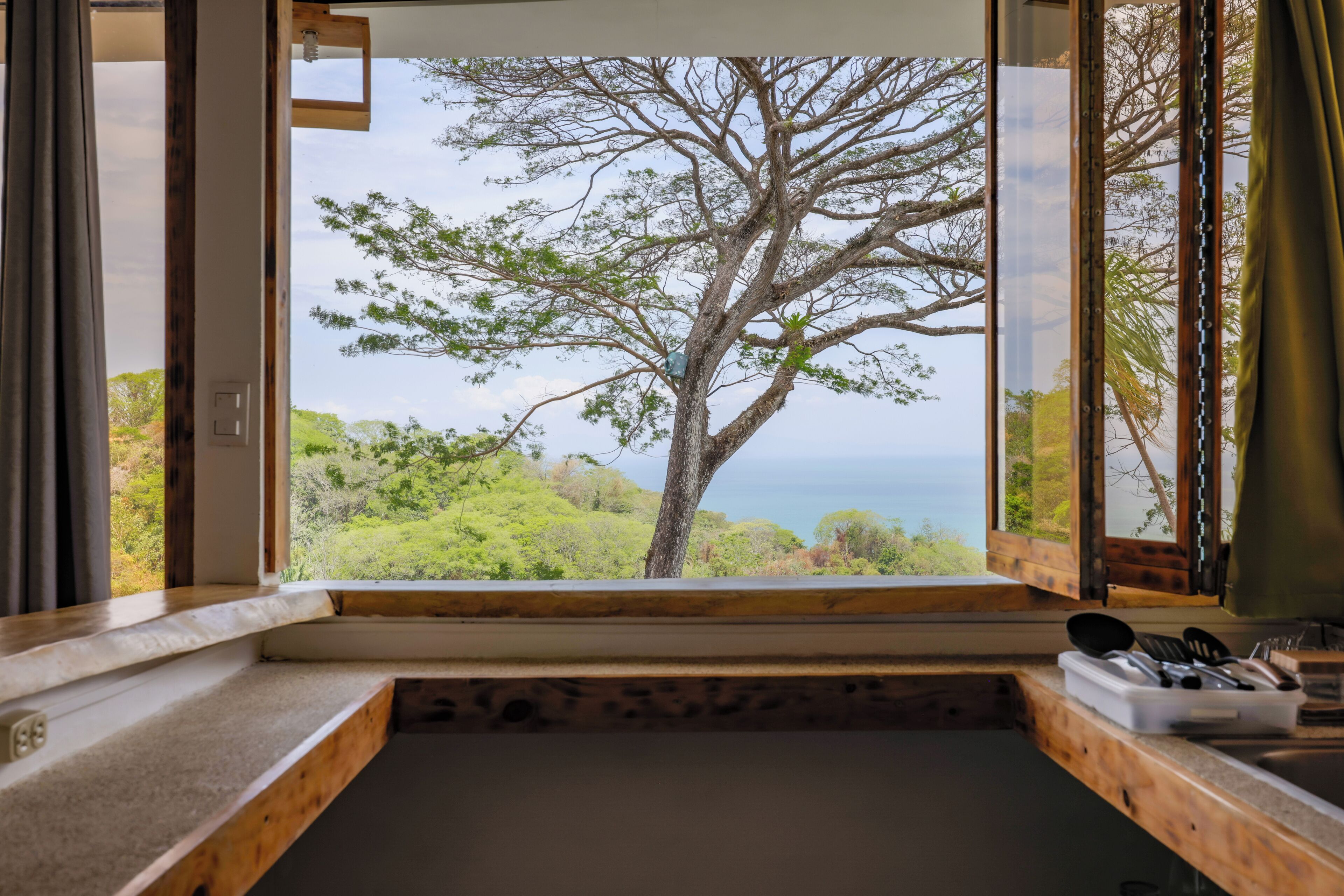 Superior Studio, Ocean View | Private kitchen | Full-size fridge, microwave, oven, coffee/tea maker