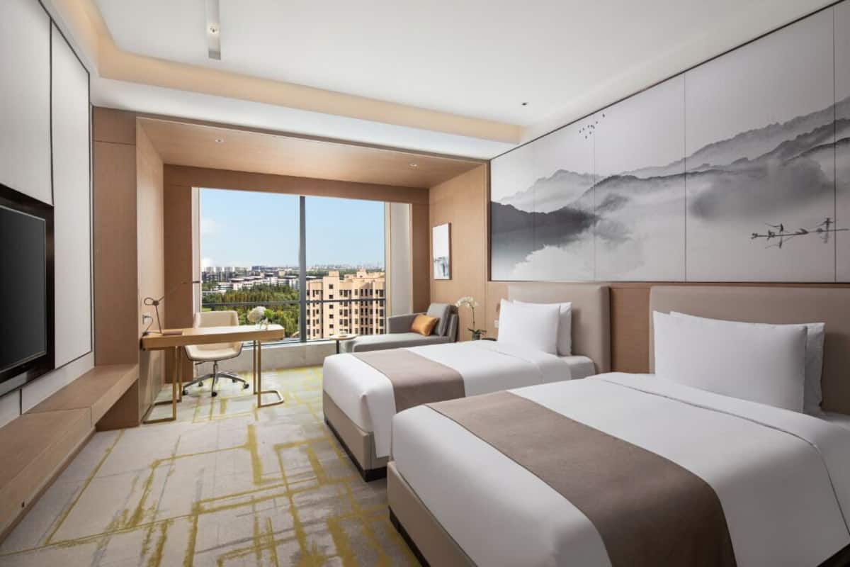 Coffres-forts dans les chambres, bureau, rideaux occultants