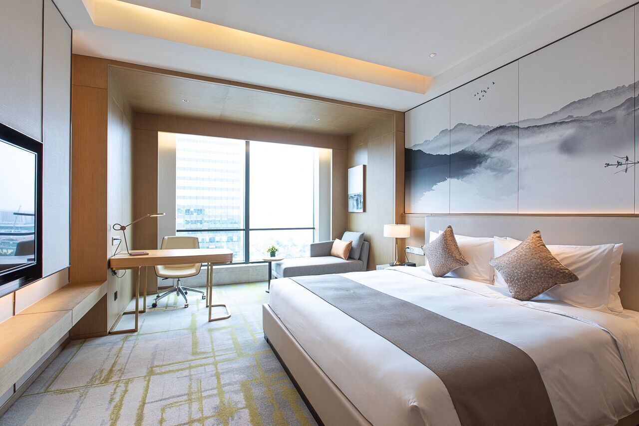 ตู้นิรภัยในห้องพัก, โต๊ะทำงาน, ผ้าม่านกันแสง, Wi-Fi ฟรี