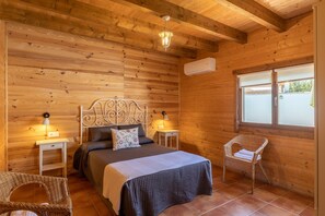 4 habitaciones, tabla de planchar con plancha y wifi gratis 