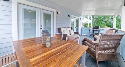 Harbor Retreat - Pet Friendly in Village