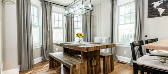 ***Charming Downtown Oasis!*** Private Parking, Patio & Yard!! Walk Everywhere. 