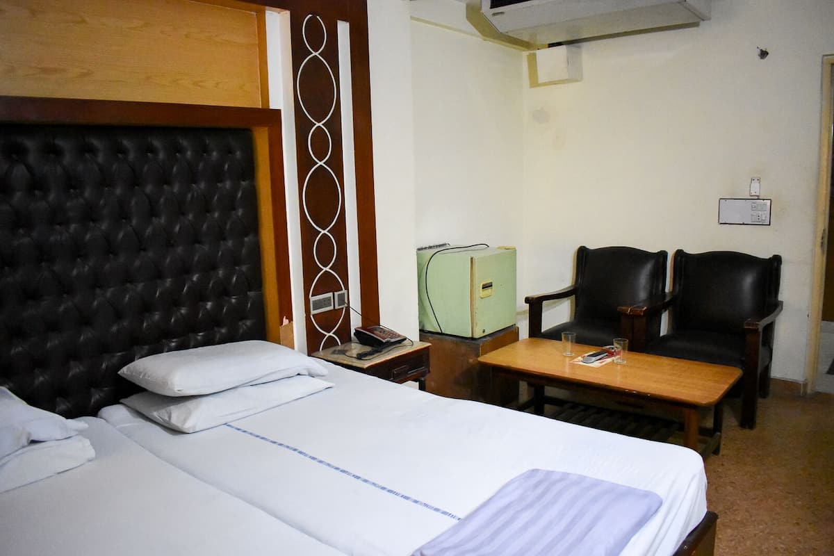 1 bedroom, laptop workspace, free WiFi, bed sheets