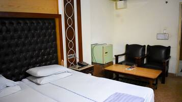 1 bedroom, laptop workspace, free WiFi, bed sheets