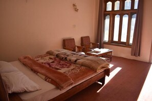 双人房 | 免费 WiFi、床单