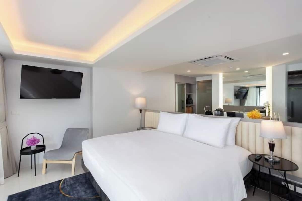 1 bedroom, down duvets, in-room safe, individually decorated