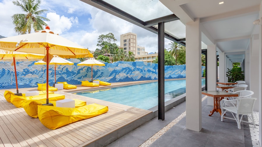 Anona Beachfront Phuket Resort