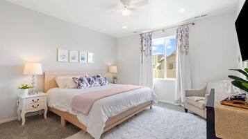 3 bedrooms, desk, iron/ironing board, travel crib