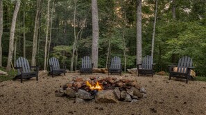 Cabin, 3 Bedrooms | Property grounds