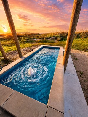 Pool - Beachfront | Pool | Ocean Views, Loft & Bar (Gilchrist)