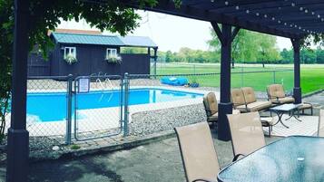 Piscine extérieure, piscine chauffée