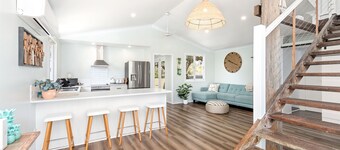 Villa Sunshine - Pet Friendly Fully Air conditioned