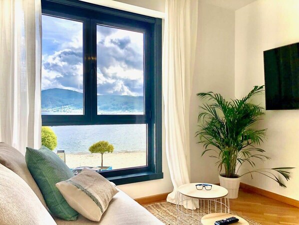 Televisio, työhuone