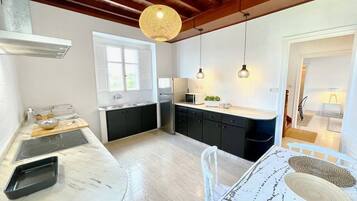 Køleskab, mikrobølgeovn, ovn, opvaskemaskine