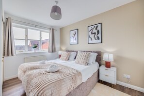 3 Schlafzimmer, Bügeleisen/Bügelbrett, Reisekinderbett, kostenloses WLAN