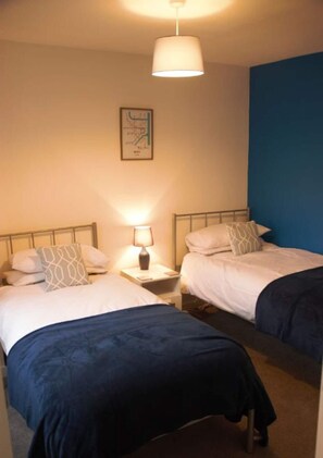 3 Schlafzimmer, Bügeleisen/Bügelbrett, kostenloses WLAN, Bettwäsche