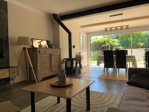 Cosy house in peaceful setting 10 minutes from Avignon