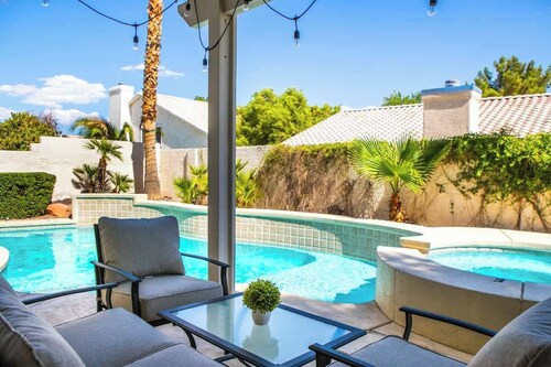 ❤️New 4BR/3Ba with Pool, 9 miles to LV Strip!