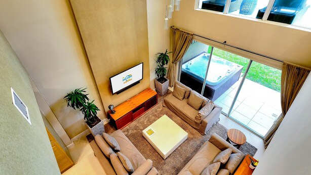 Hus (BEAUTIFUL Townhome OVERLOOKING THE LA) | Eksteriør