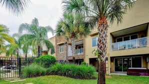 Hus (BEAUTIFUL Townhome OVERLOOKING THE LA) | Eksteriør