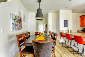 Ferienhaus (Storey Lake Resort all amenities incl) | Speisen