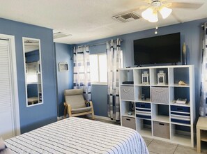 Studio (Studio with full bed near the beach!!) | 1 bedroom, WiFi - Studio With Full bed Near the Beach!! (Cocoa Beach)