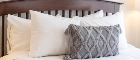 House (Venetian Bay Community, pools, spa, b) | Exterior