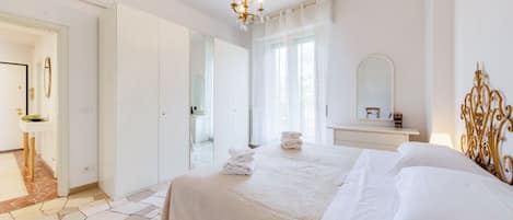 2 Schlafzimmer, Bügeleisen/Bügelbrett, WLAN