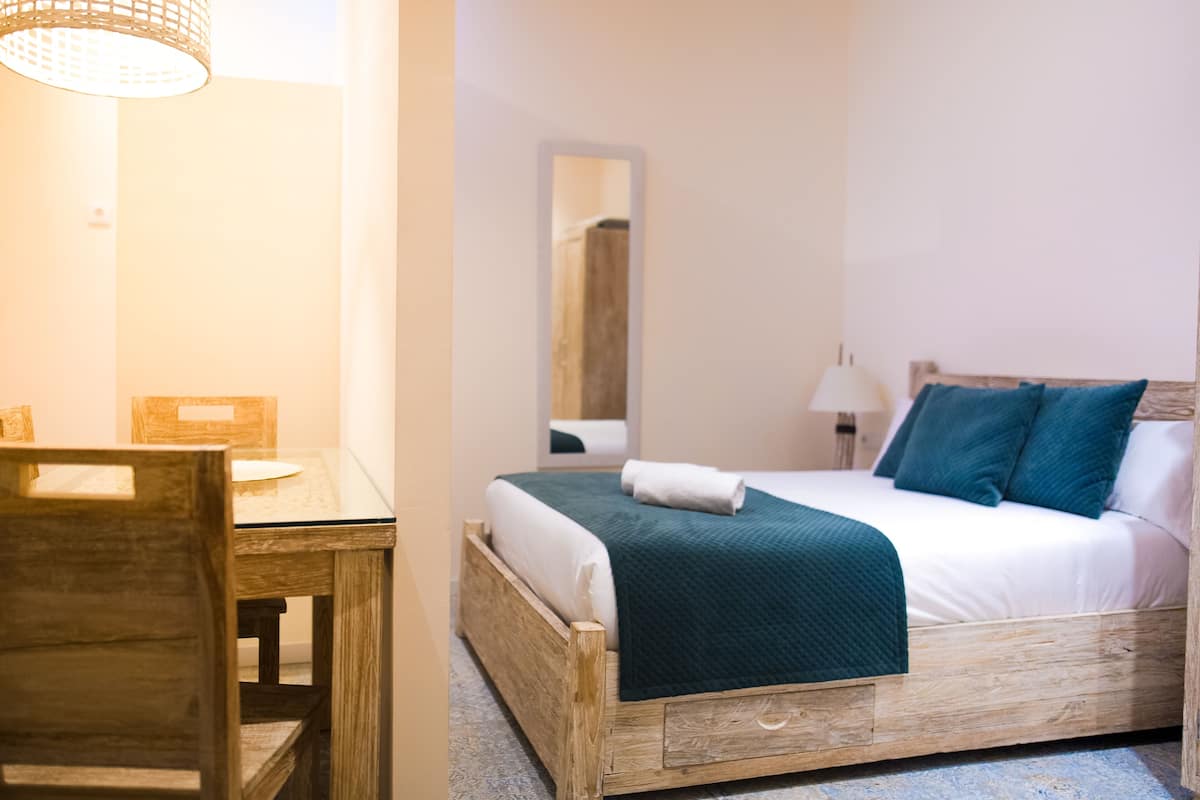 In-room safe, blackout curtains, soundproofing, iron/ironing board