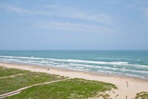 Am Strand, Strandtücher