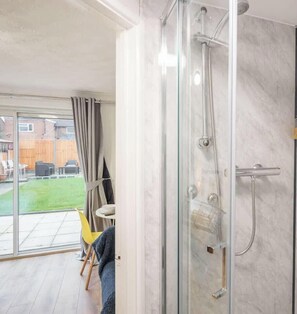 Dusche, Haartrockner