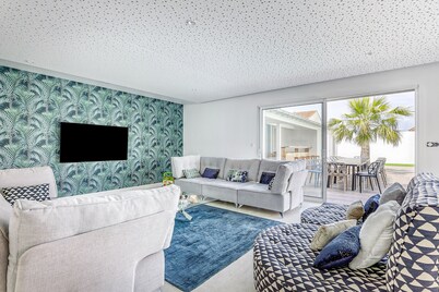Preciosa Villa para grandes familias con picsina