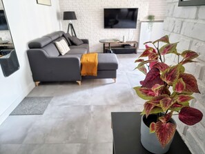 Departamento, 1 habitación, balcón | Sala de estar