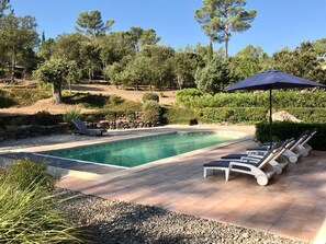Outdoor pool - Villa with swimming pool in a quiet natural park (Lorgues)