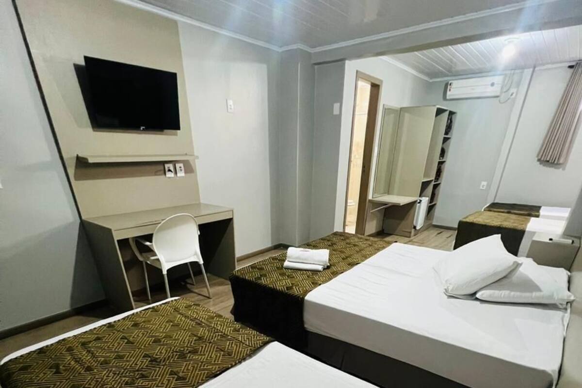Family Quadruple Room | Desk, WiFi (free), bed sheets