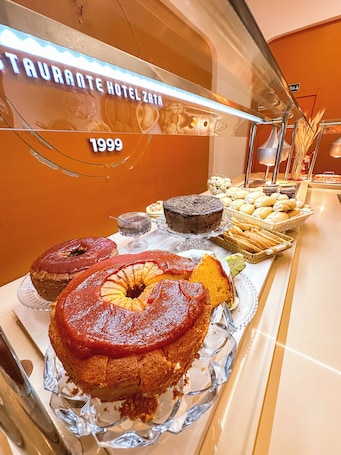 Desayuno buffet incluido todos los días