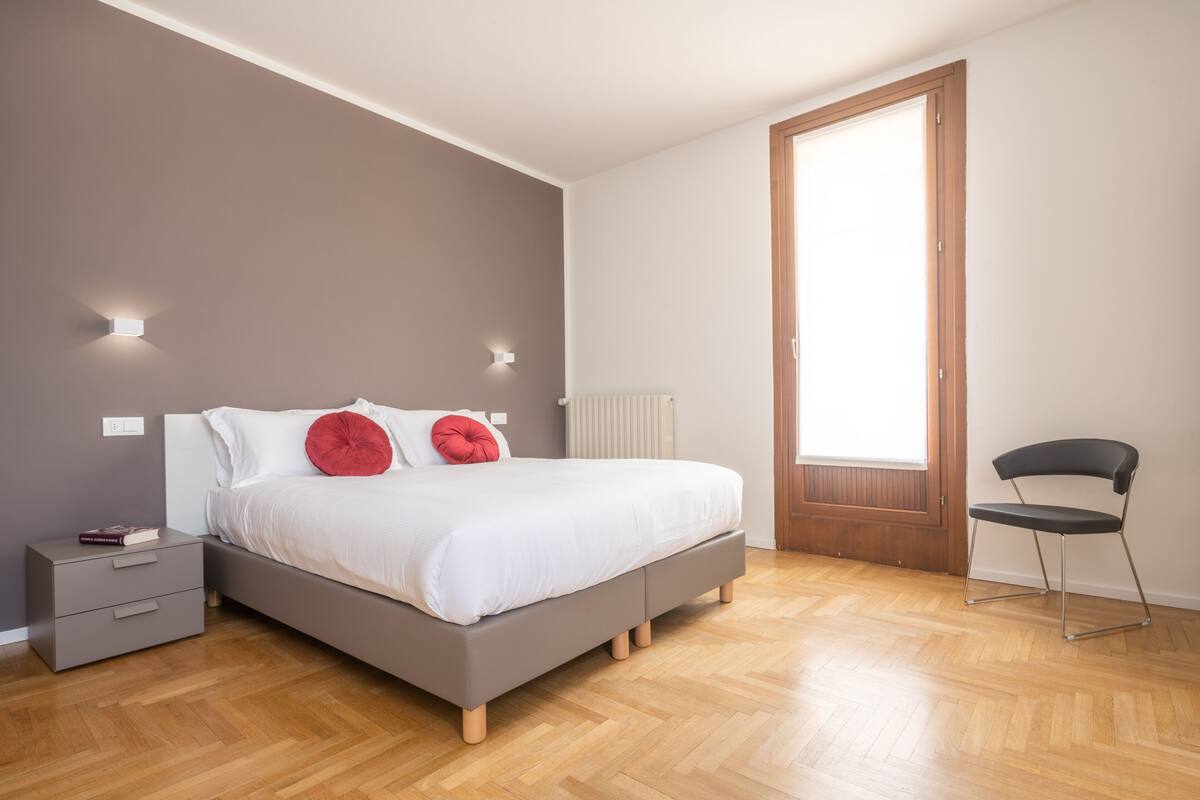 1 quarto, roupas de cama premium, ferros/tĂĄbuas de passar roupa